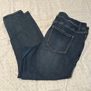 Maurices ever flex high rise 20W short